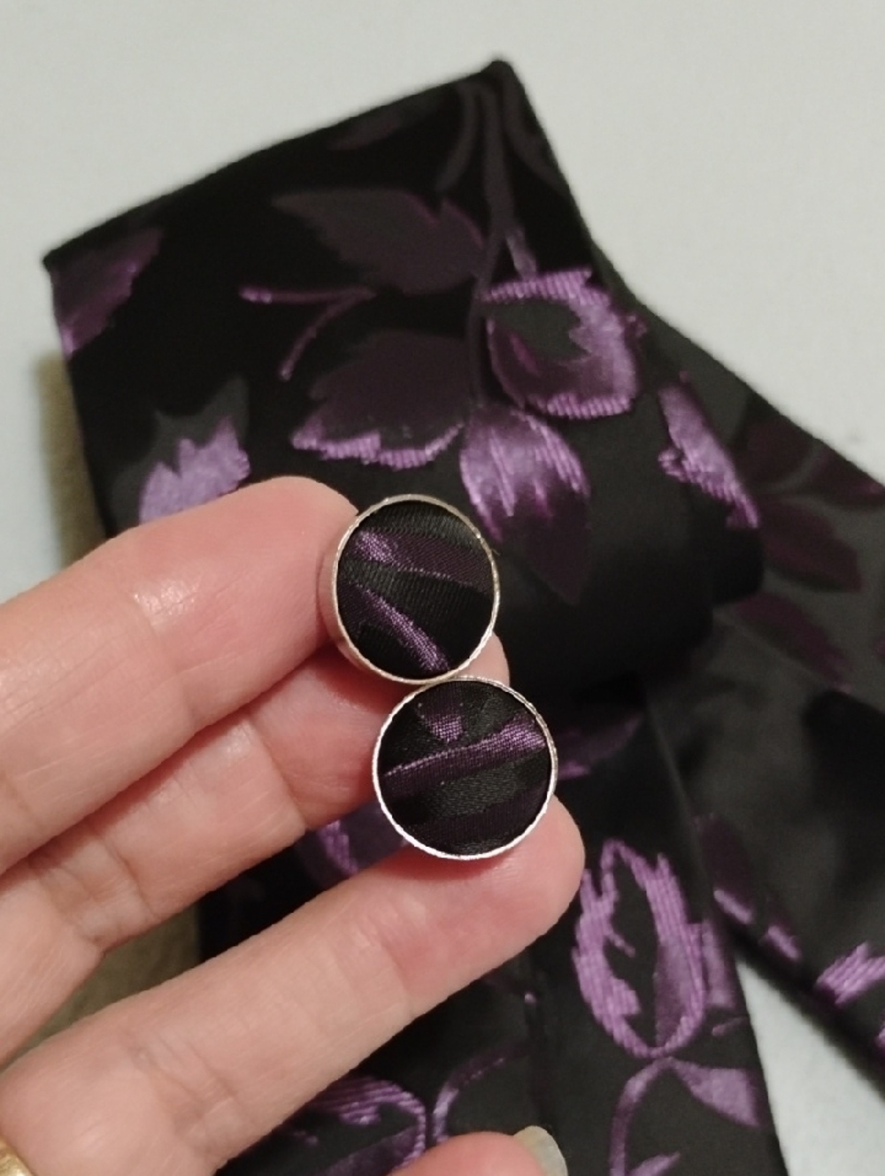 BARRY WANG TIE WITH MATCHING CUFFLINKS - Picture 4 of 8